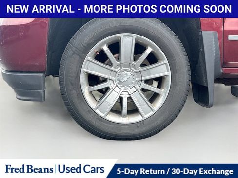 Used 2017 Chevrolet Silverado 1500 High Country AWD/4WD image 12