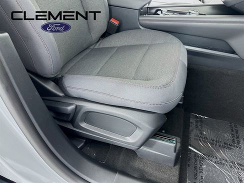 New 2026 Ford Explorer Active image 30