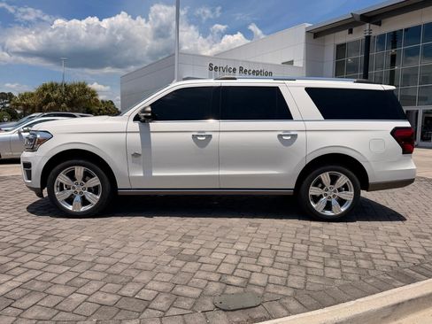 Used 2024 Ford Expedition Max King Ranch RWD image 12