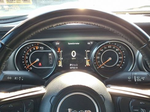 Used 2021 Jeep Wrangler Unlimited Sport image 21