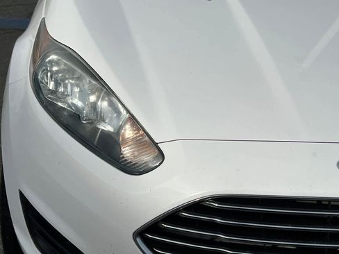 Used 2019 Ford Fiesta SE image 8