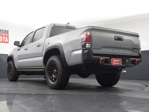 Used 2017 Toyota Tacoma TRD Pro AWD/4WD image 34