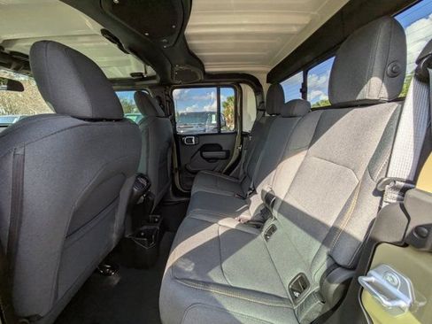 New 2026 Jeep Gladiator Sport AWD/4WD image 12