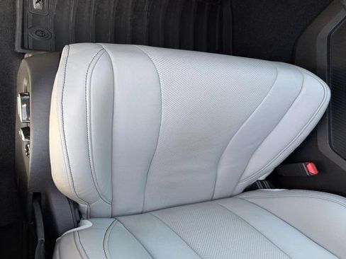 Used 2024 Acura MDX SH-AWD w/ Technology Package image 9
