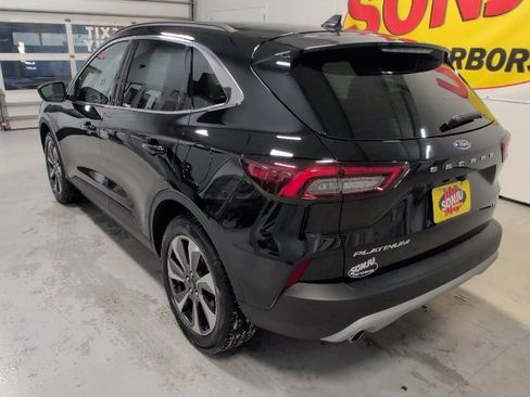 Certified 2024 Ford Escape Platinum image 3