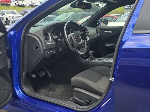 Used 2019 Dodge Charger GT RWD image 12