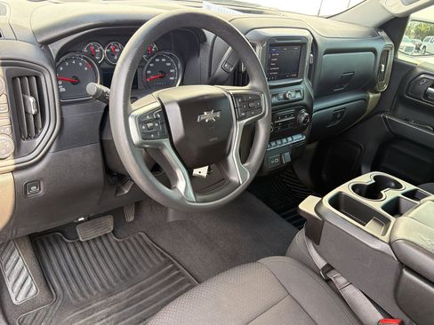 Used 2021 Chevrolet Silverado 1500 Custom Trail Boss w/ Safety Confidence Package image 4