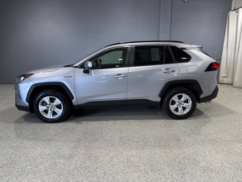Certified 2020 Toyota RAV4 LE w/ Carpet Mat Package AWD/4WD image 7