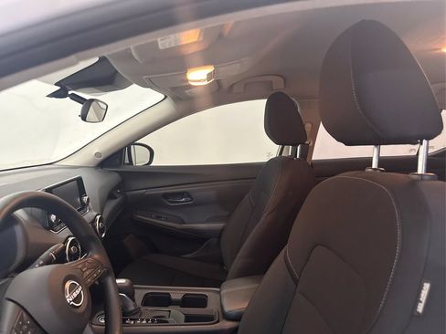 Used 2025 Nissan Sentra S FWD image 31
