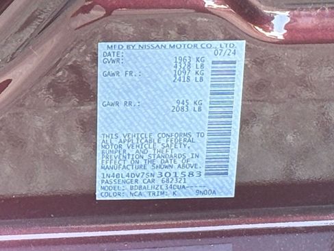 Used 2025 Nissan Altima 2.5 SV FWD image 23