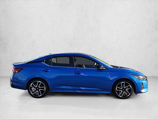 Used 2025 Nissan Sentra SR FWD image 4