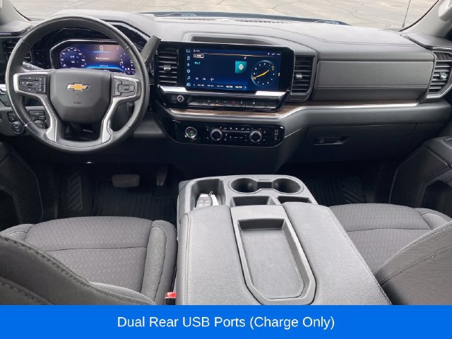 Used 2024 Chevrolet Silverado 1500 LT AWD/4WD image 5
