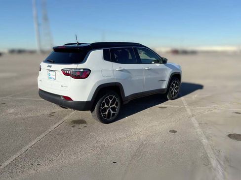New 2026 Jeep Compass Limited image 12