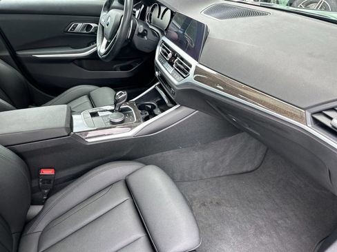 Used 2019 BMW 330i Sedan w/ Driving Assistance Package RWD image 15