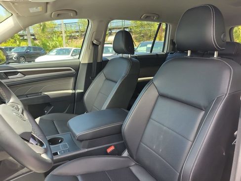 Used 2023 Volkswagen Atlas SE FWD image 21
