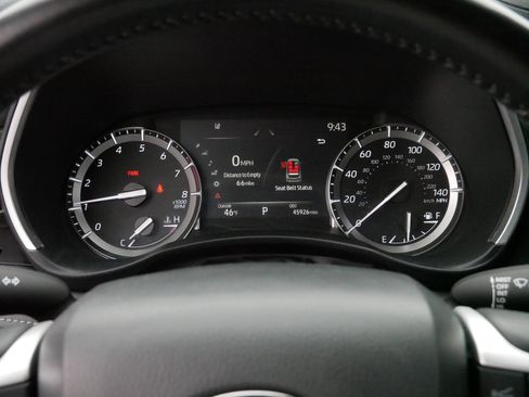 Used 2022 Toyota Highlander XLE image 21