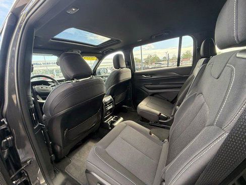 Certified 2024 Jeep Grand Cherokee L Laredo image 29