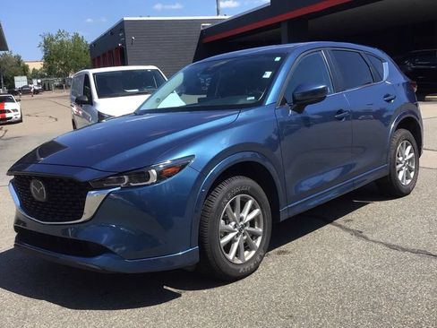 Used 2024 MAZDA CX-5 AWD 2.5 S w/ Select Package image 3