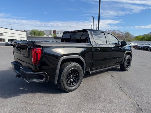 Used 2022 GMC Sierra 1500 Denali Ultimate AWD/4WD image 8