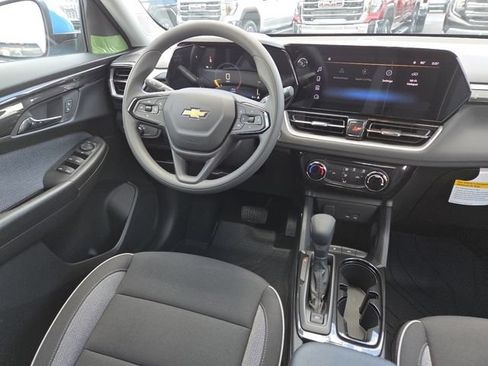 New 2026 Chevrolet TrailBlazer LT w/ Driver Confidence Package FWD image 26