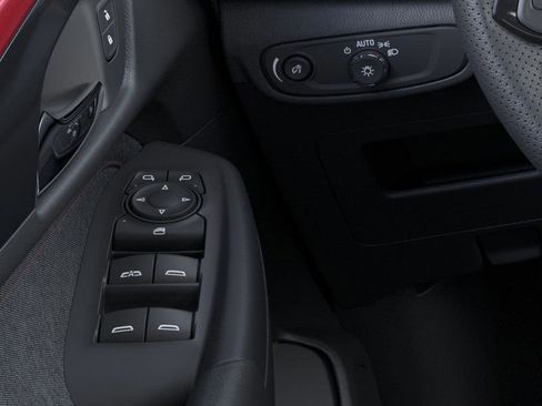 Used 2024 Chevrolet TrailBlazer RS w/ Driver Confidence Package image 46