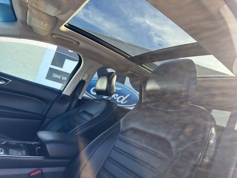 Used 2019 Ford Edge SEL w/ Equipment Group 201A image 17