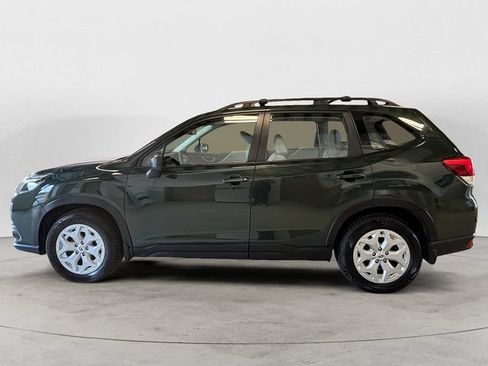 Used 2023 Subaru Forester AWD/4WD image 2