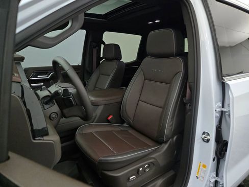 Used 2026 GMC Sierra 1500 Denali image 28