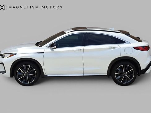 Used 2023 INFINITI QX55 Luxe w/ Cargo Package image 3