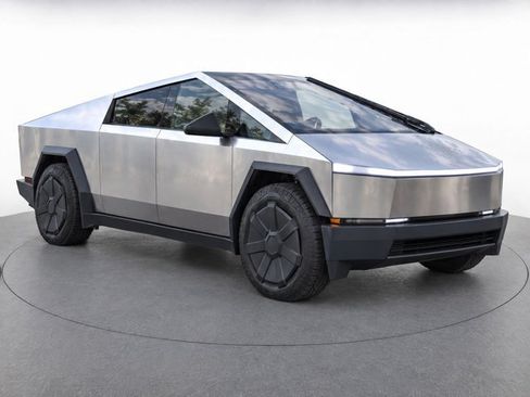 Used 2024 Tesla Cybertruck Cyberbeast AWD/4WD image 3