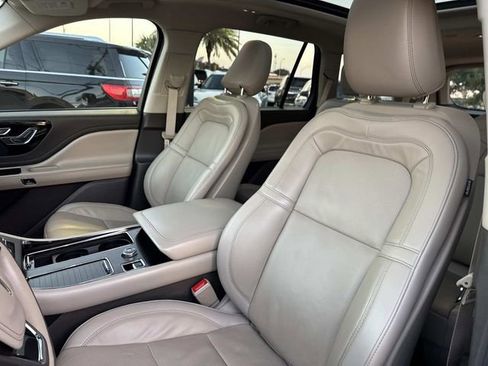 Used 2022 Lincoln Aviator Reserve w/ Elements Package Plus image 18