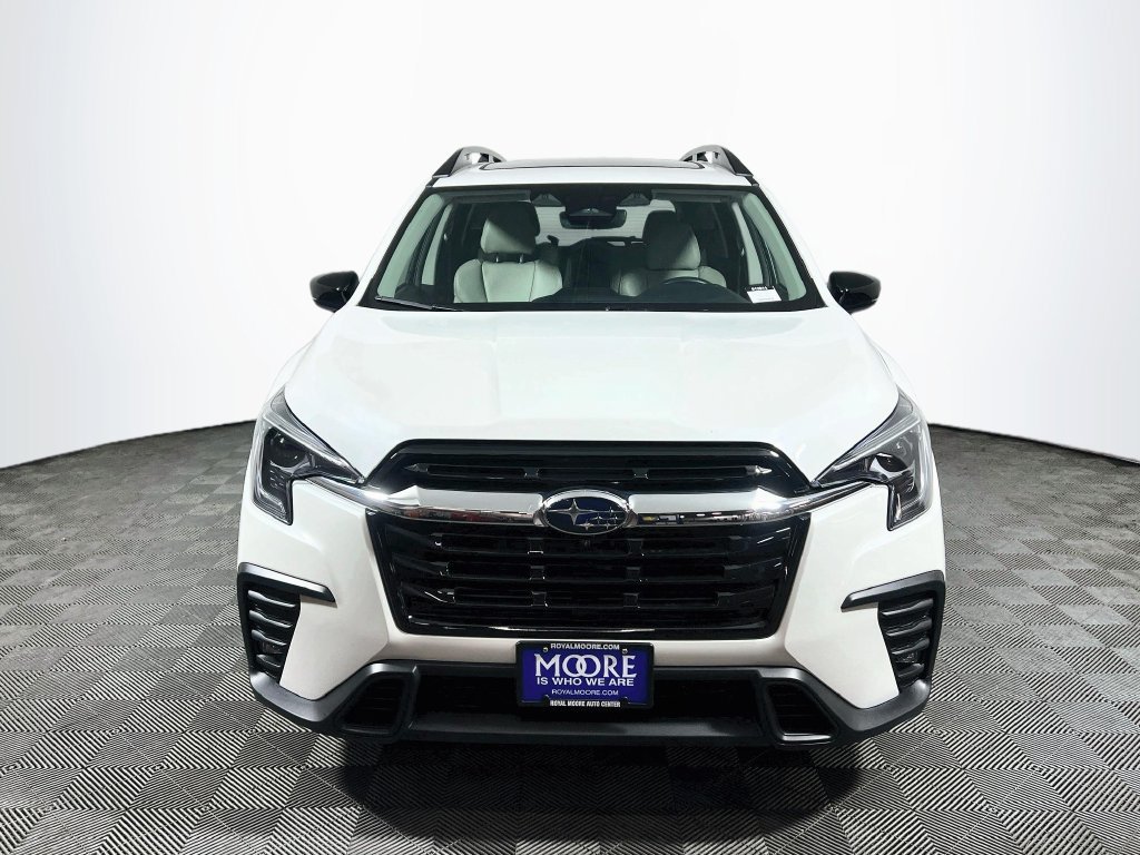 Used 2024 Subaru Ascent Limited w/ Technology Package AWD/4WD image 2