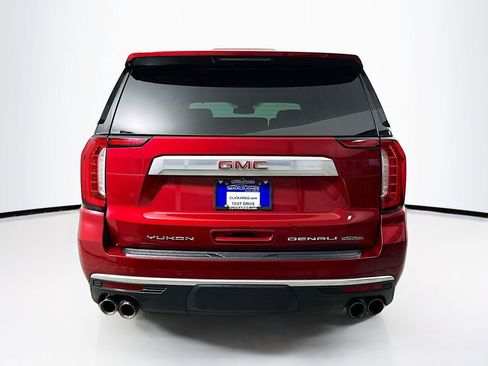 Used 2023 GMC Yukon Denali RWD image 15