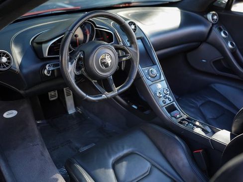 Used 2016 McLaren 650S Spider image 24