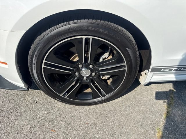 Used 2014 Ford Mustang GT Premium w/ Electronics Package RWD image 14