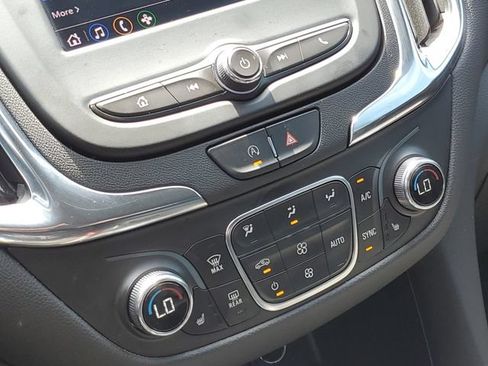 Certified 2024 Chevrolet Equinox LT w/ LPO, Floor Liner Package FWD image 17