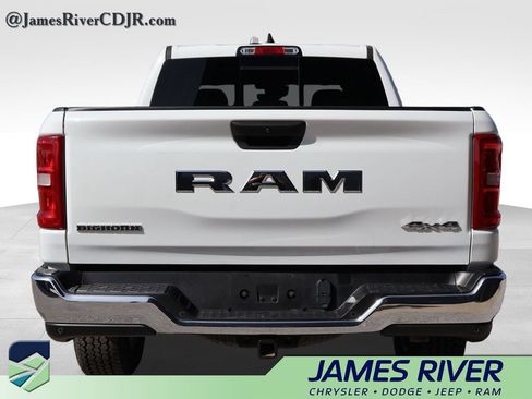 Used 2025 RAM 1500 Big Horn AWD/4WD image 4