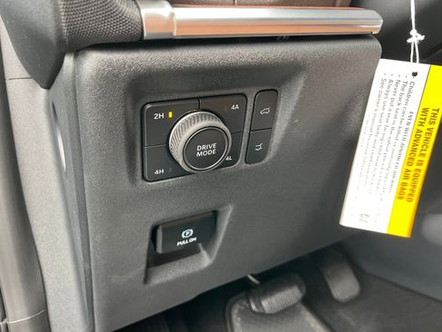 New 2025 Ford Expedition King Ranch image 13