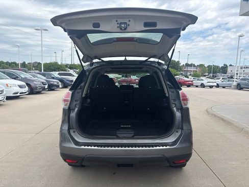 Used 2016 Nissan Rogue SV w/ SV Moonroof Package AWD/4WD image 39