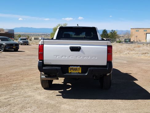 Used 2024 Toyota Tacoma SR image 4