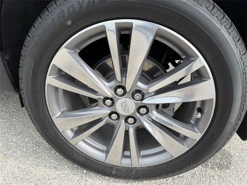 Used 2021 Cadillac XT5 Premium Luxury image 32