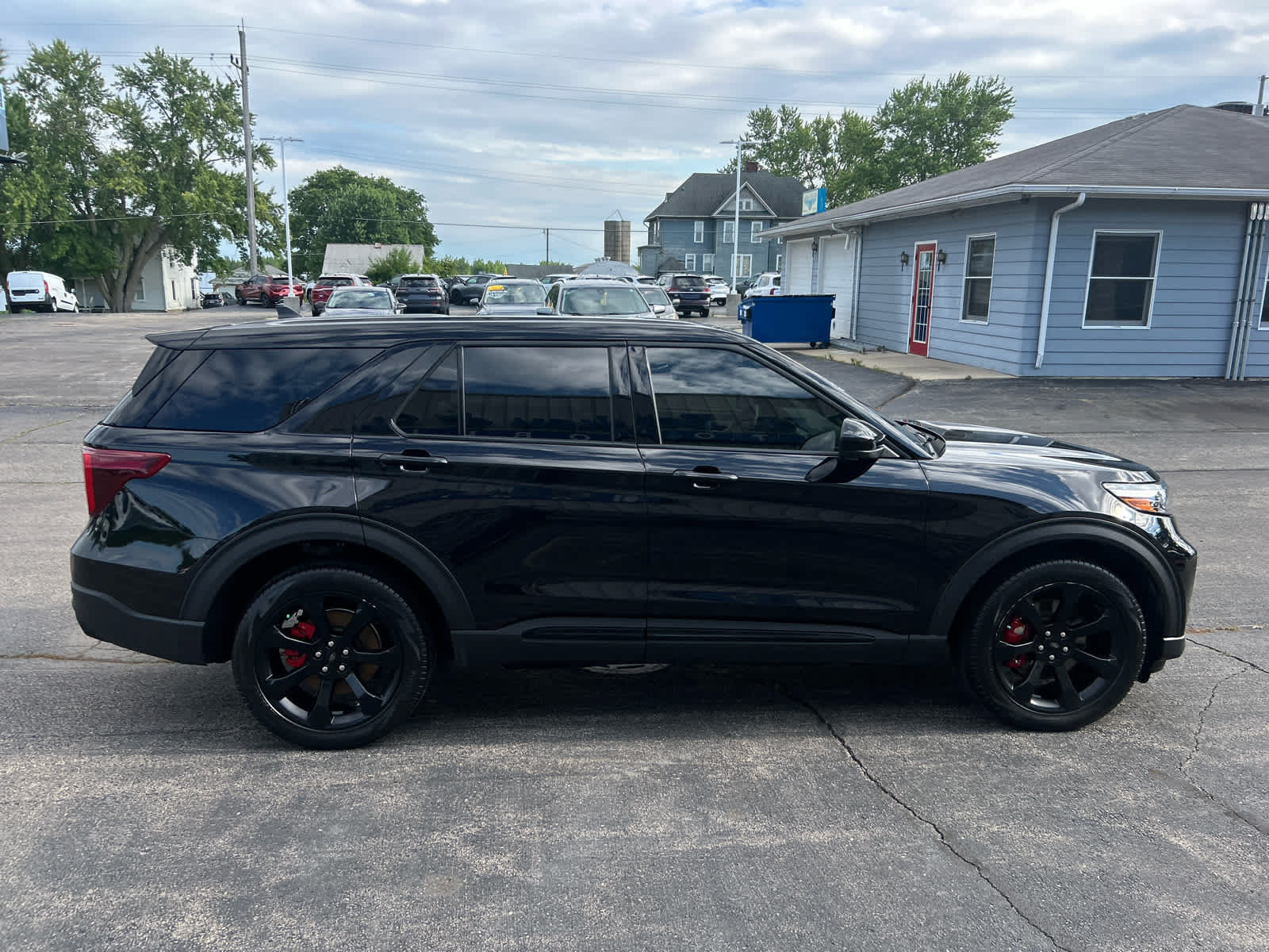 Used 2022 Ford Explorer ST w/ ST Street Pack AWD/4WD image 4