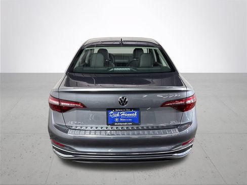 Certified 2024 Volkswagen Jetta SEL FWD image 9