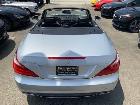 Used 2014 Mercedes-Benz SL 550 image 9