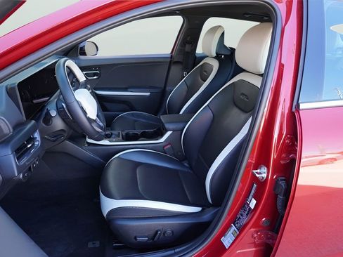 Used 2025 Kia K4 EX w/ GT-Line Premium Package FWD image 24