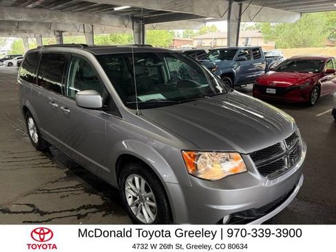 Used 2019 Dodge Grand Caravan SXT FWD image 9
