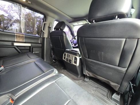 Used 2019 Ford F150 Lariat image 18