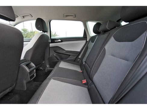 Certified 2024 Volkswagen Taos S AWD/4WD image 31