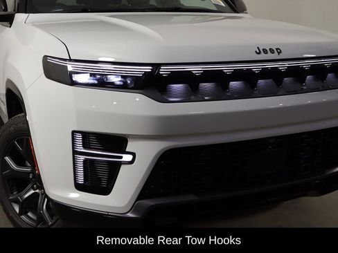 New 2026 Jeep Grand Wagoneer 4WD image 46