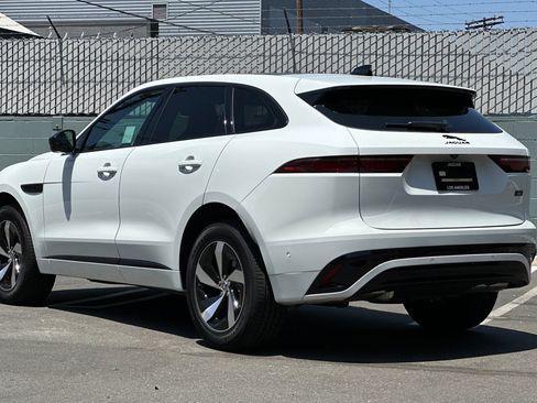 Used 2026 Jaguar F-PACE R-Dynamic S AWD/4WD image 3